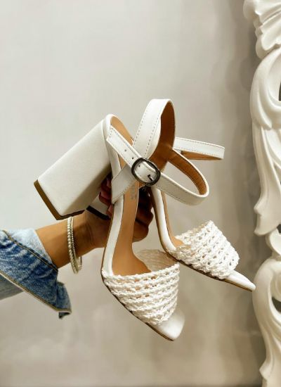 KNITTED THICK HEEL SANDALS - WHITE