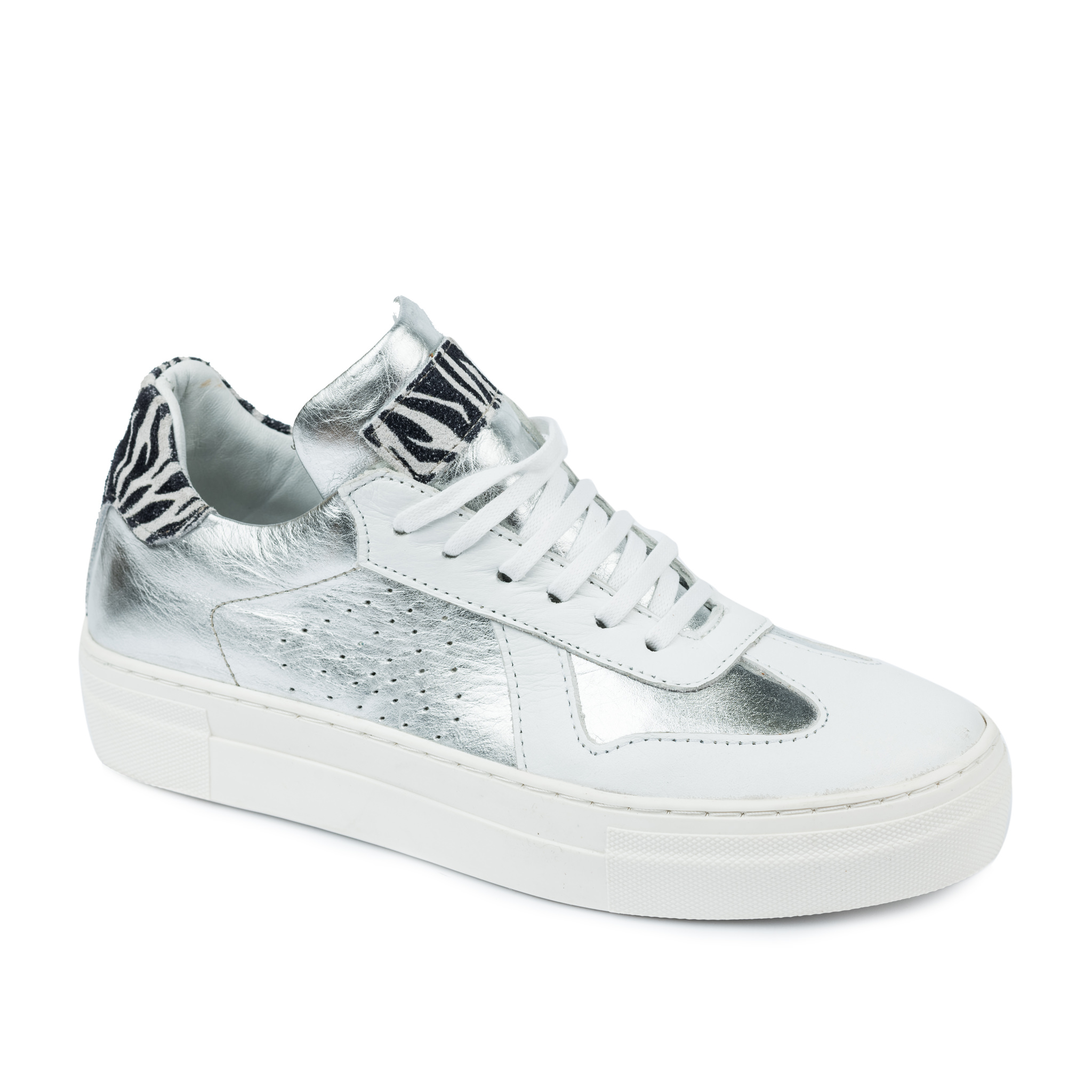 Leather sneakers A540 - WHITE