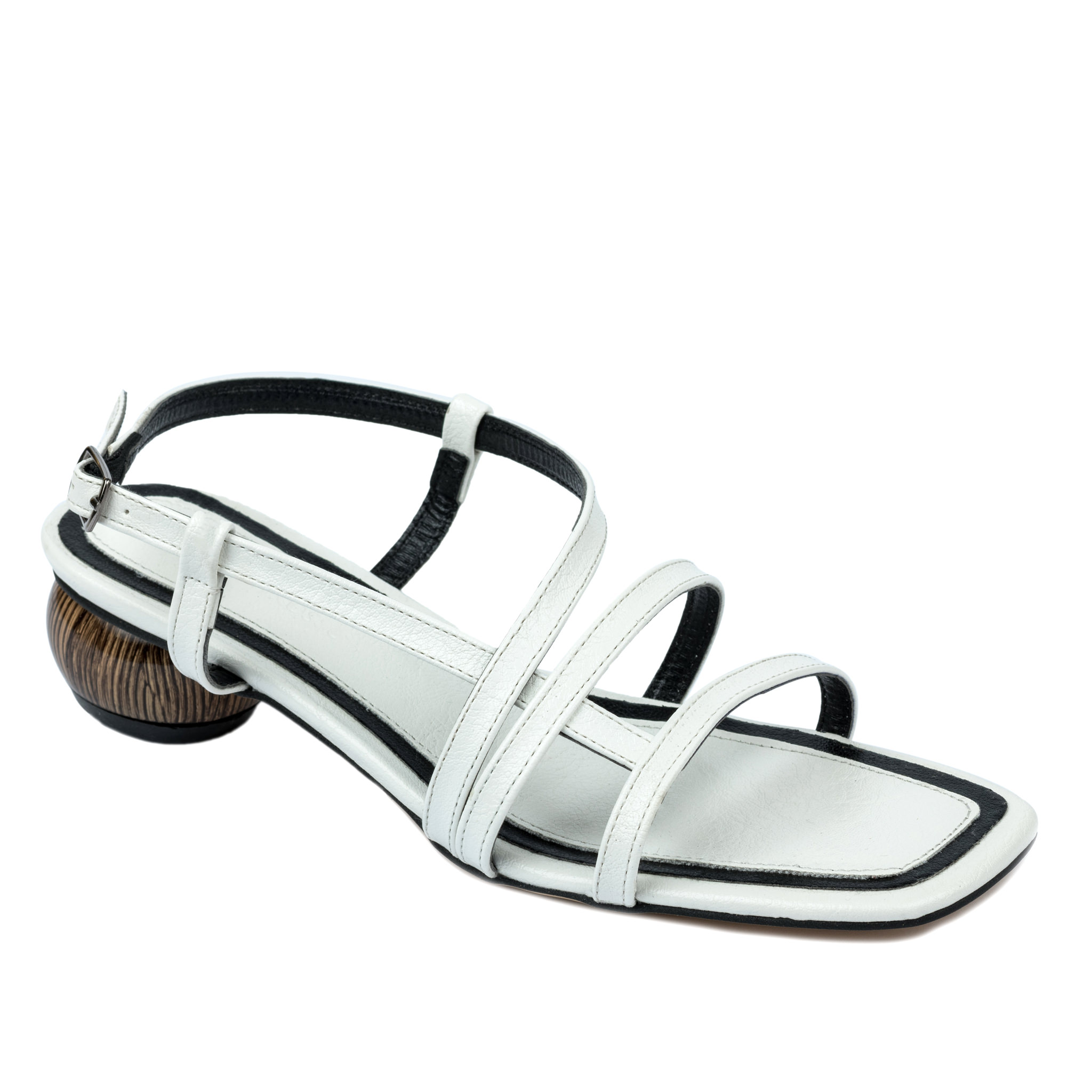 Women sandals A612 - WHITE