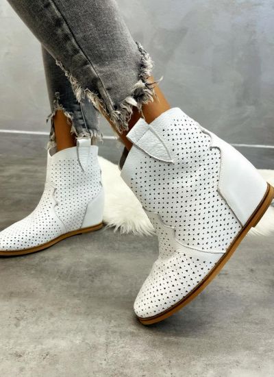 Women ankle boots A996 - WHITE