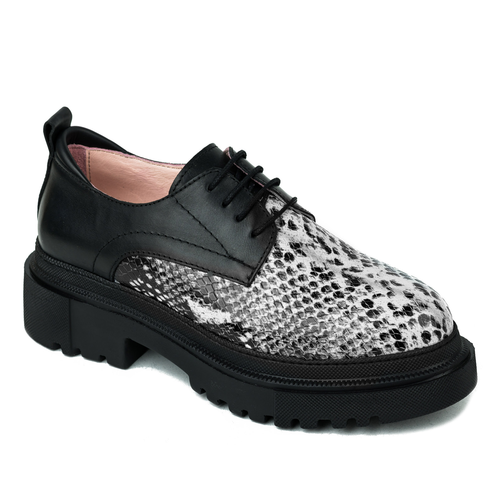 Leather shoes & flats B032 - BLACK
