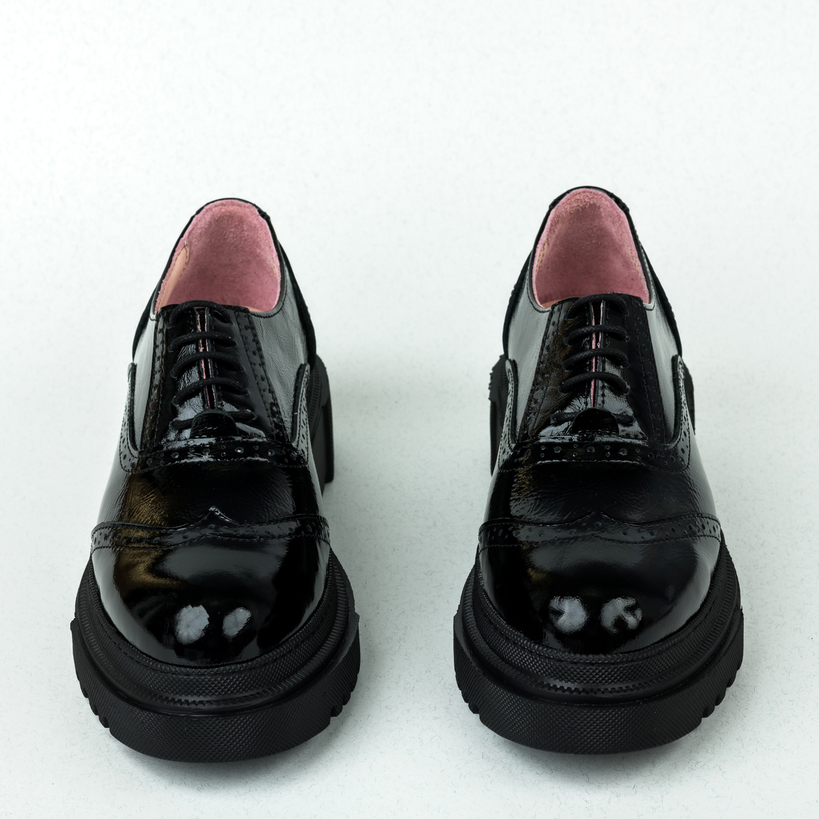 Bőr hétköznapi és lapos cipő B033 - FEKETE