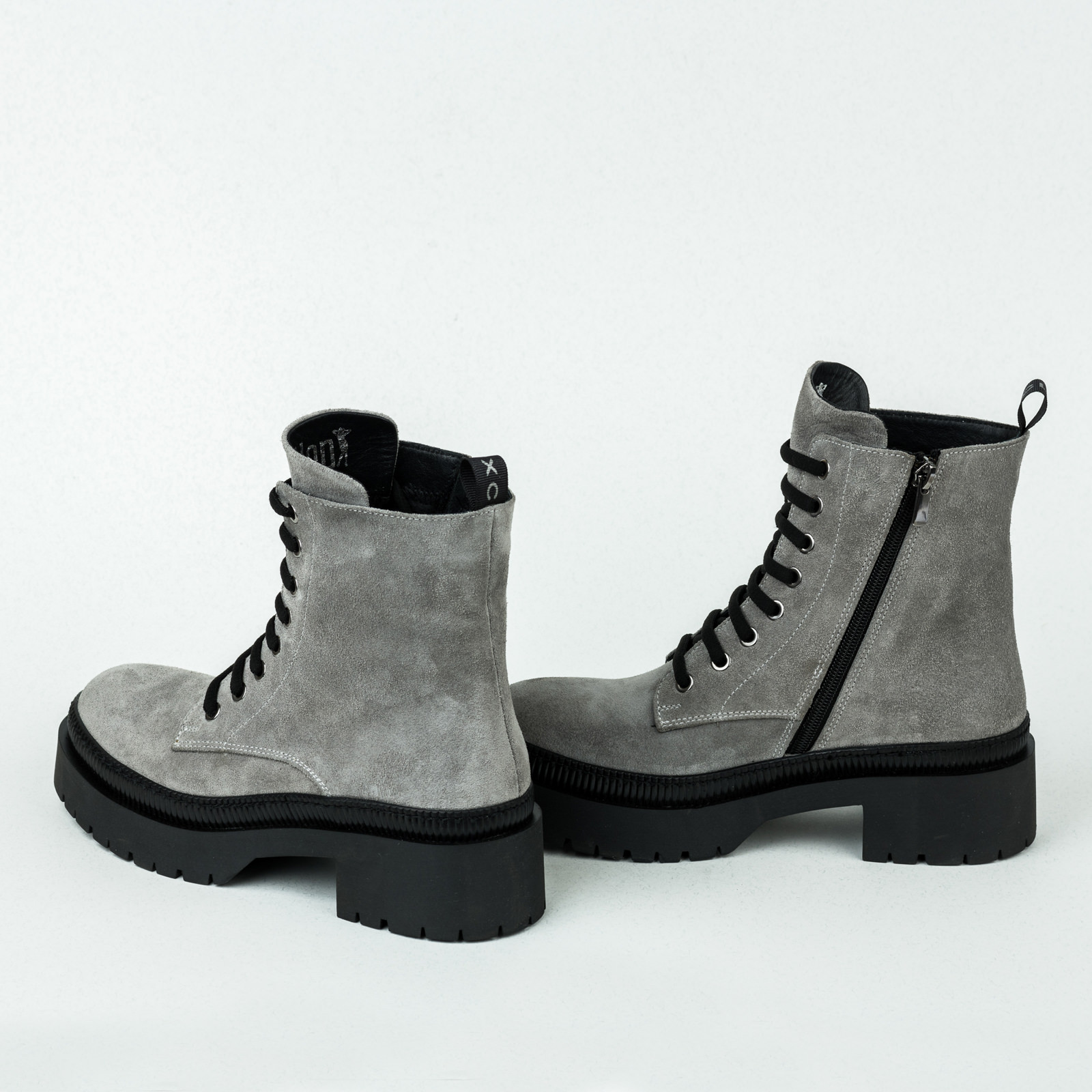 Leather ankle boots B046 - GREY
