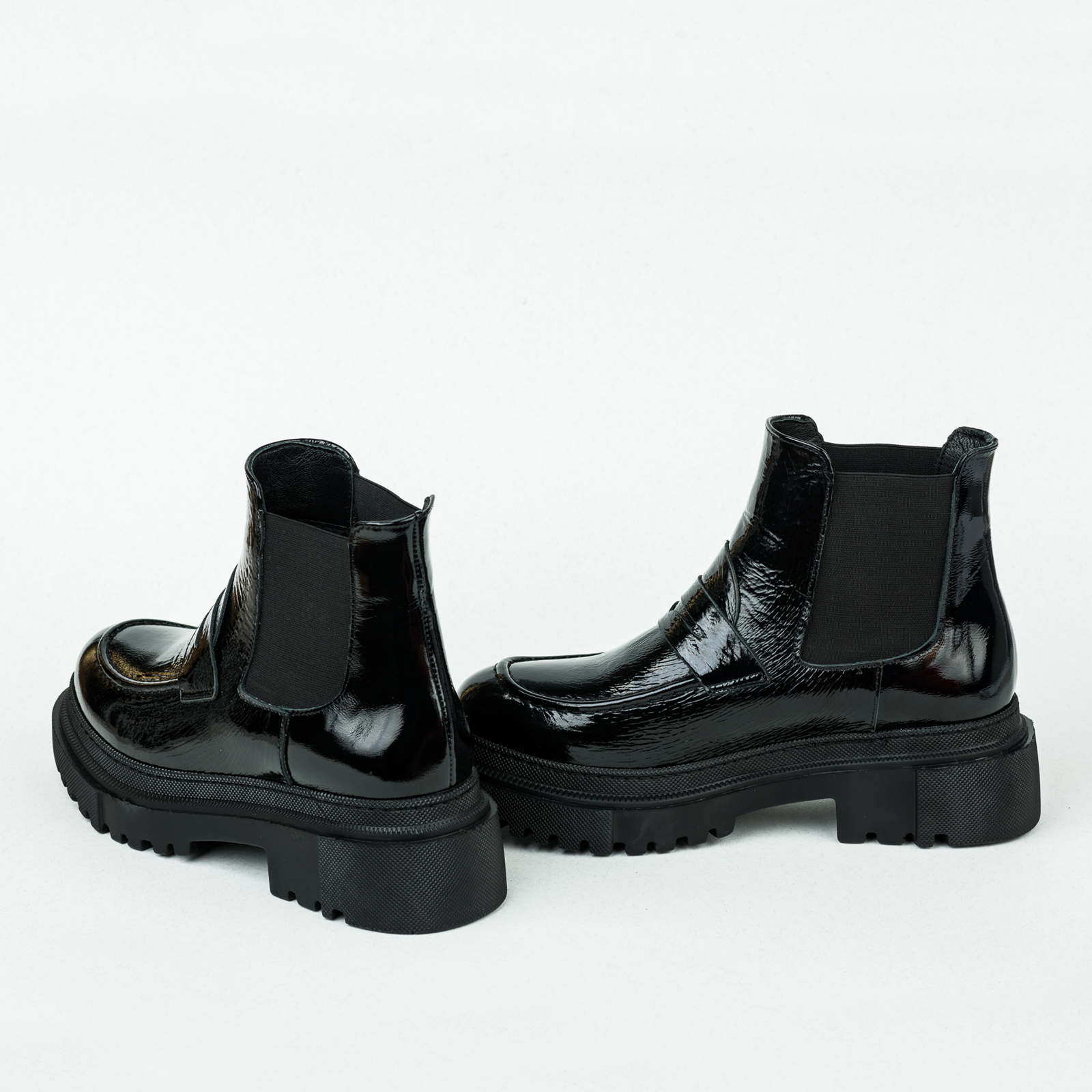 Leather ankle boots B075 - BLACK