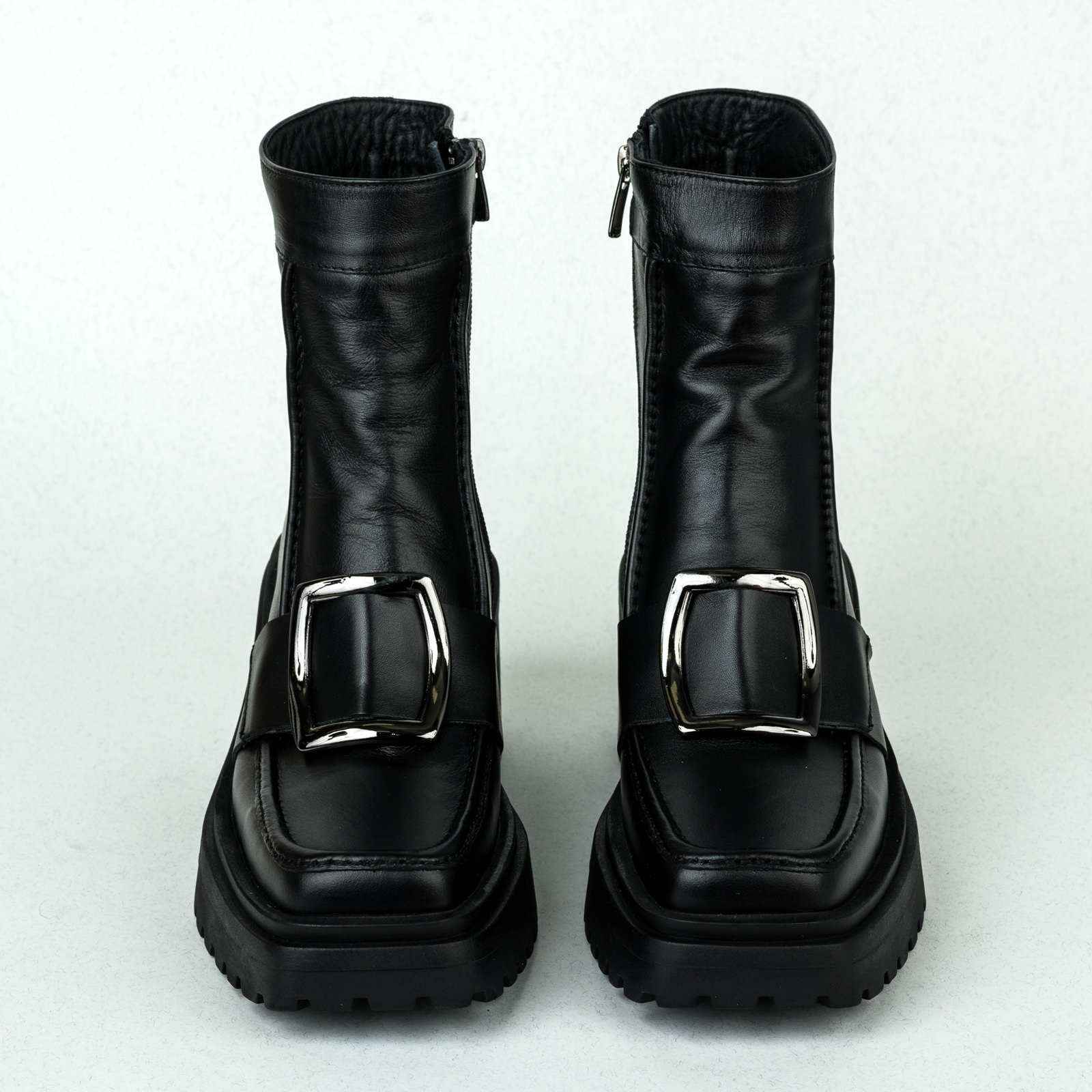 Leather ankle boots B084 - BLACK