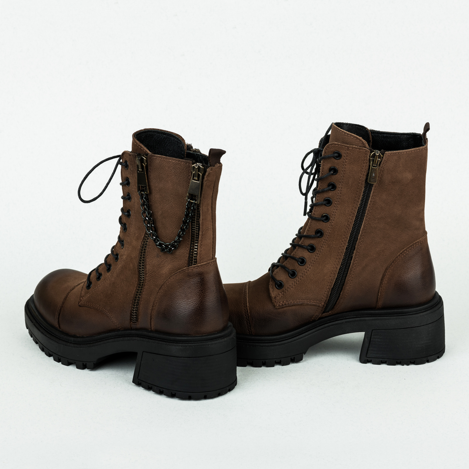 Leather ankle boots B089 - BROWN