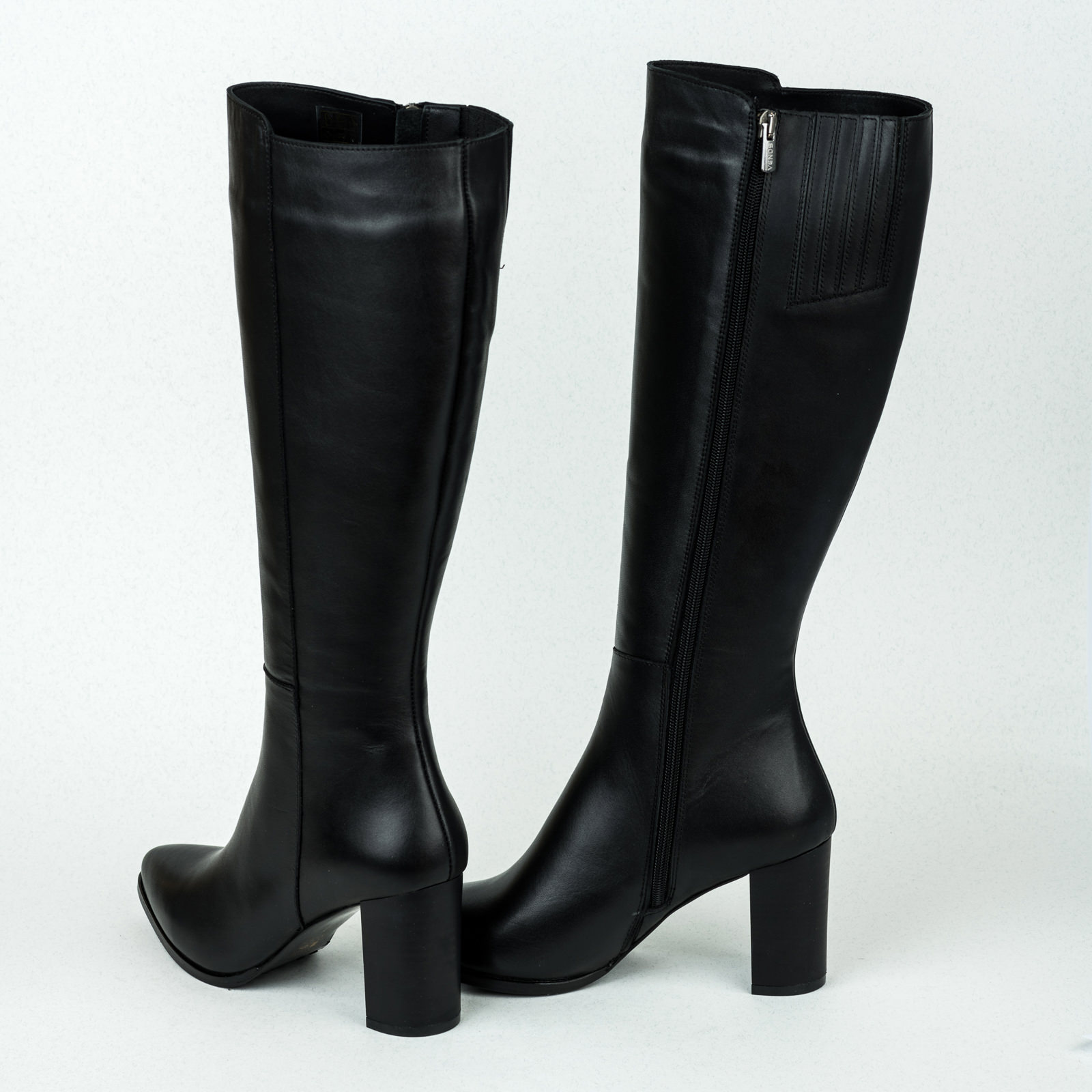 Leather boots B096 - BLACK