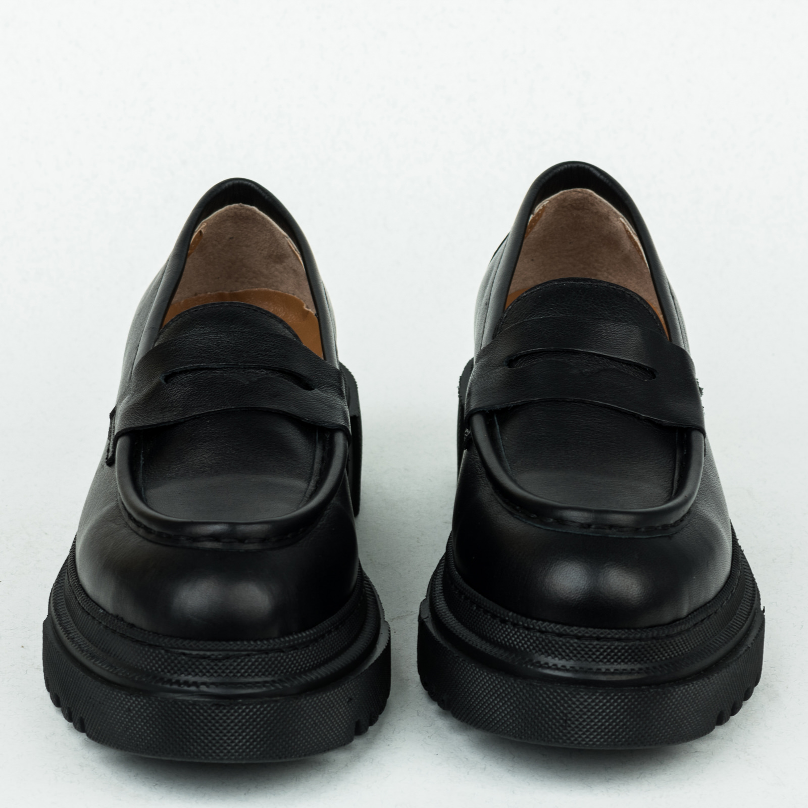 Bőr hétköznapi és lapos cipő B188 - FEKETE