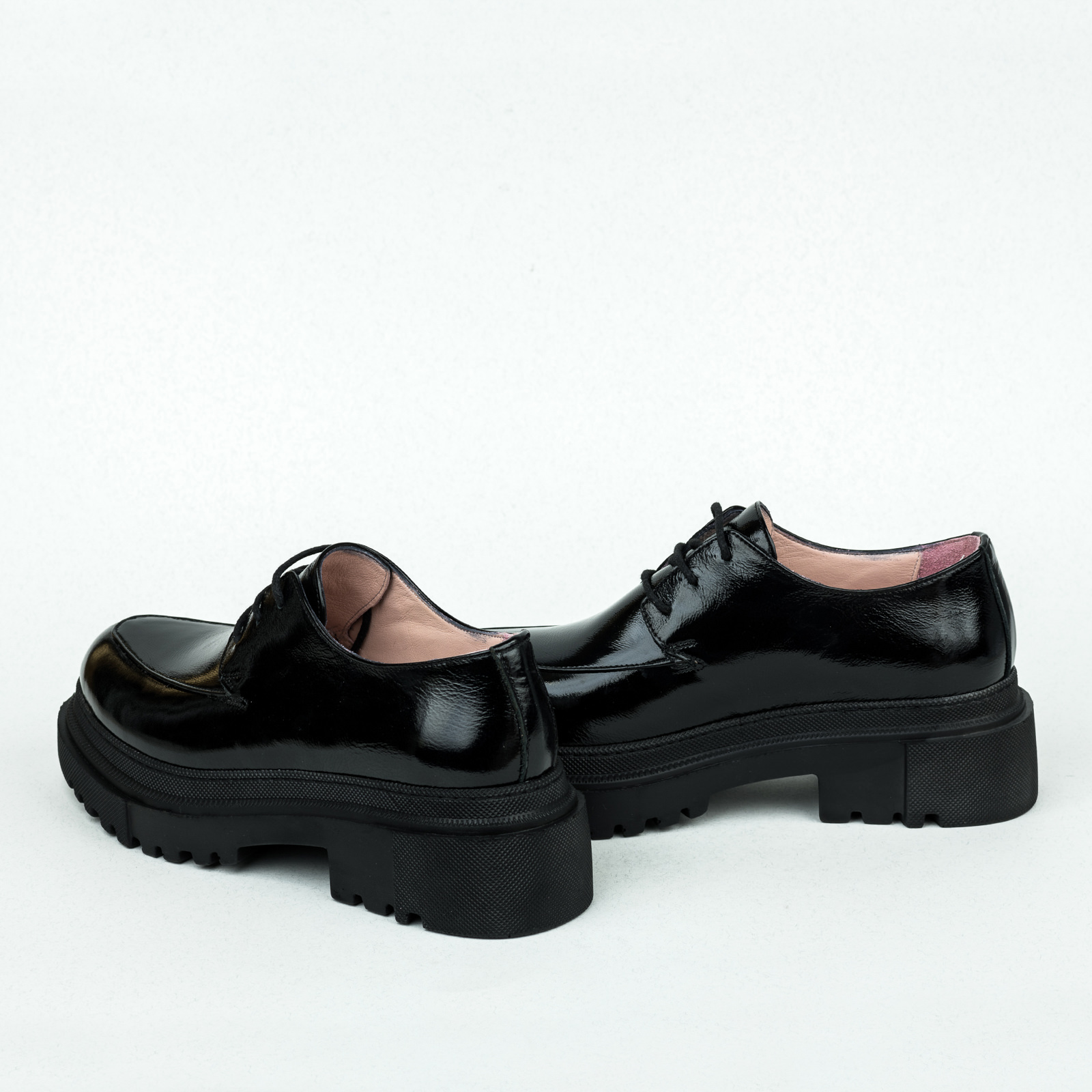 Kožne cipele B189 - CRNA