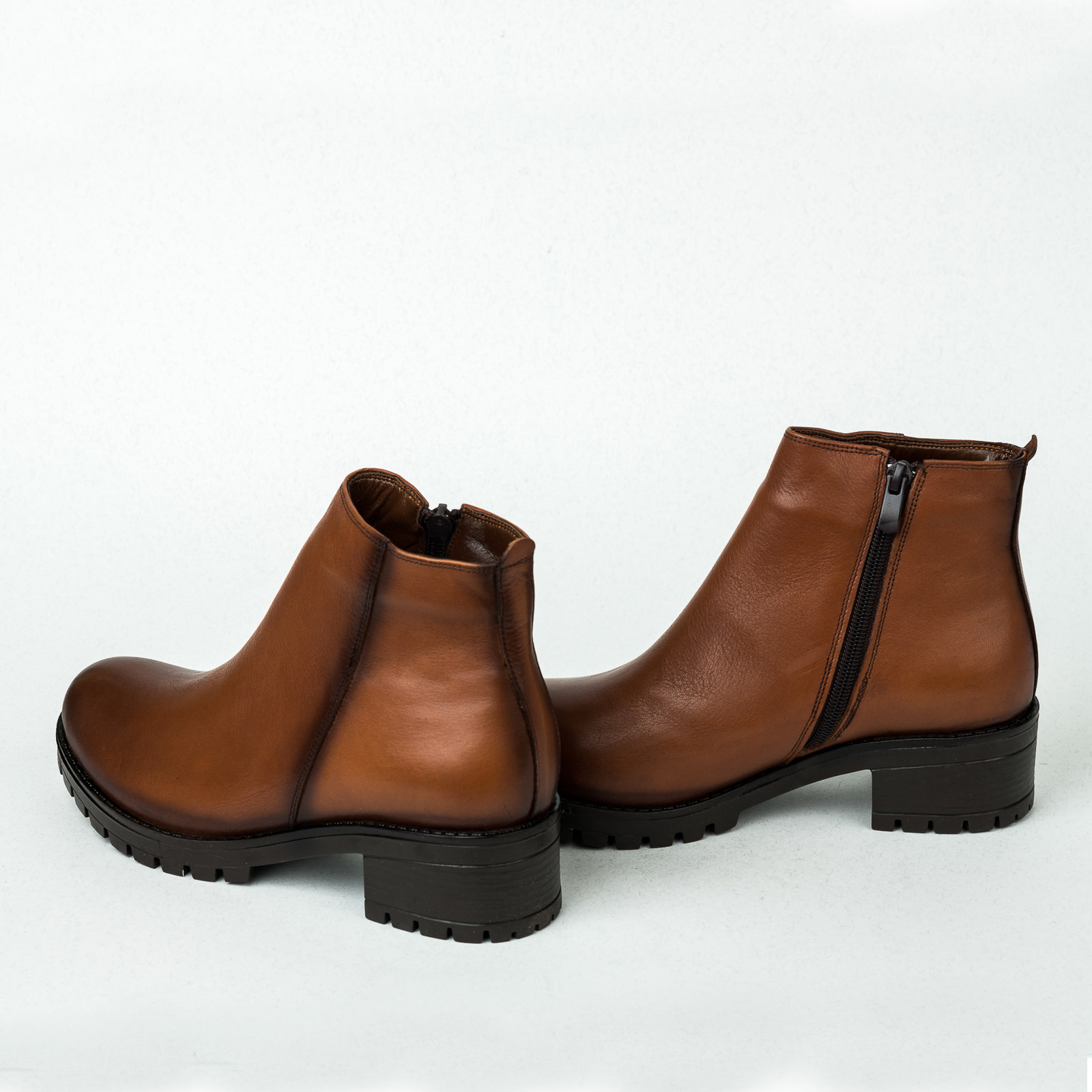 Leather ankle boots B236 - BROWN