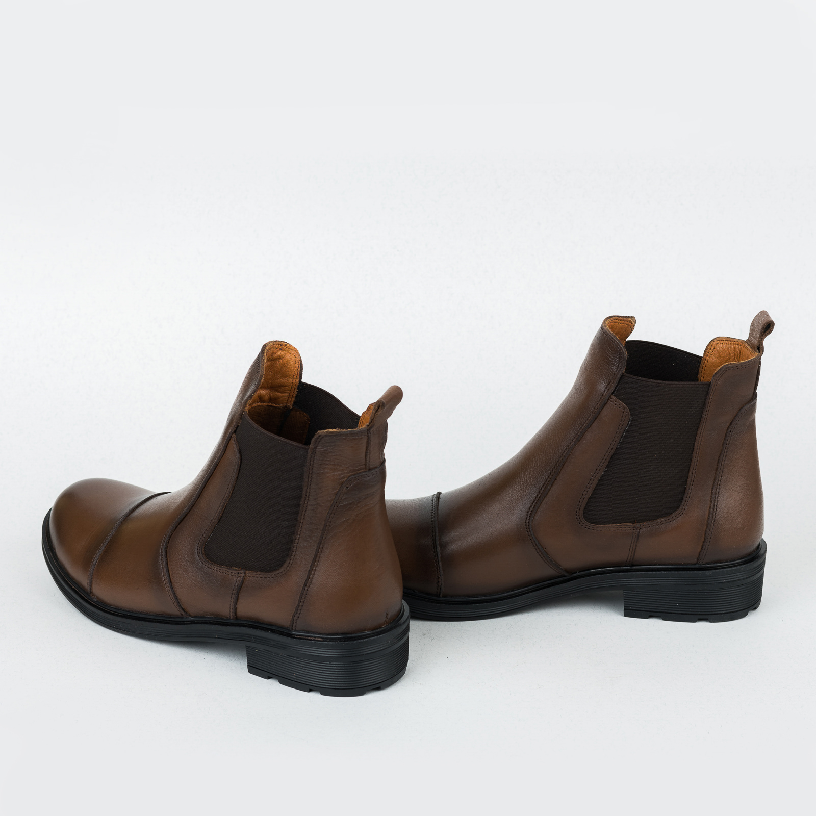 Leather ankle boots B427 - BROWN