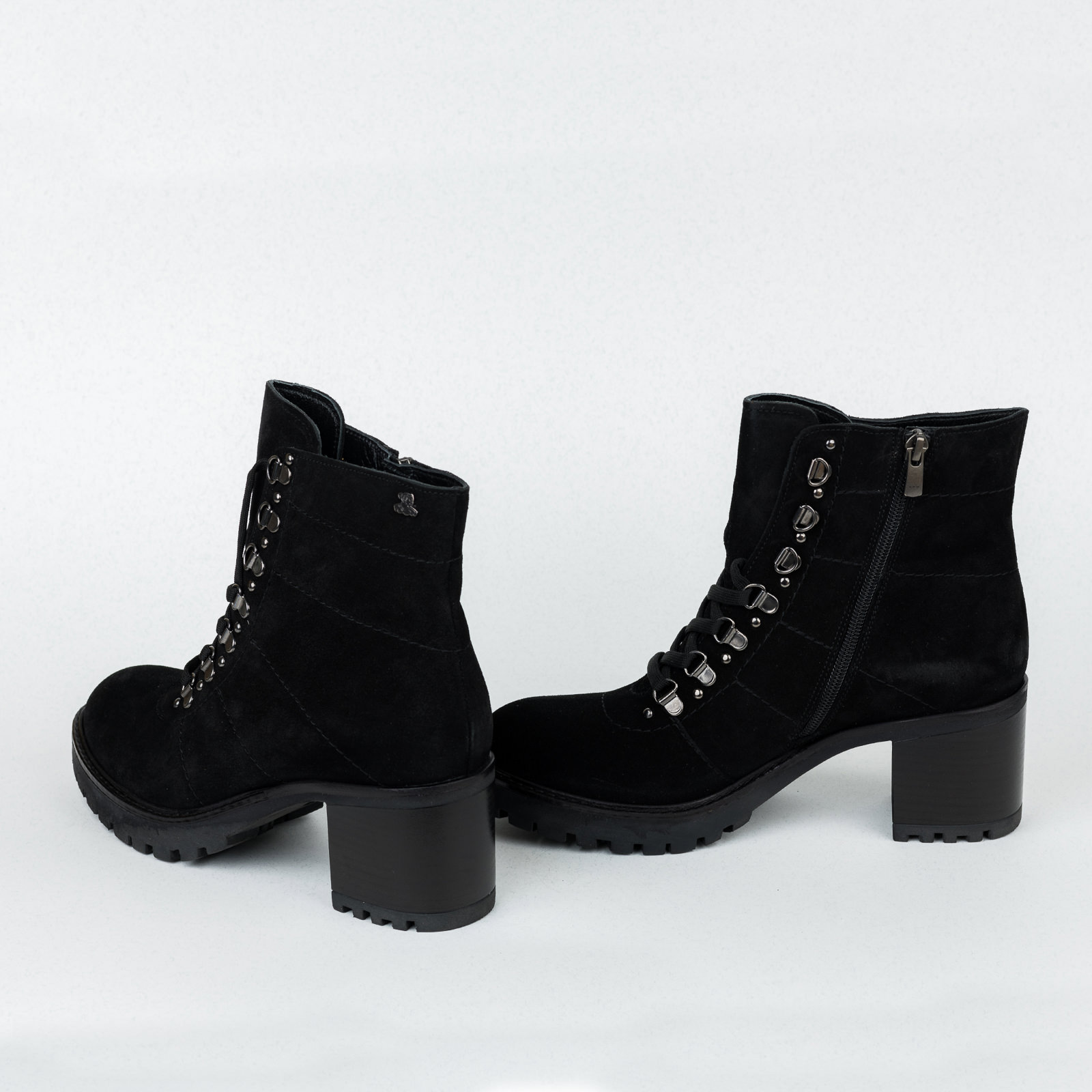 Leather ankle boots B434 - BLACK