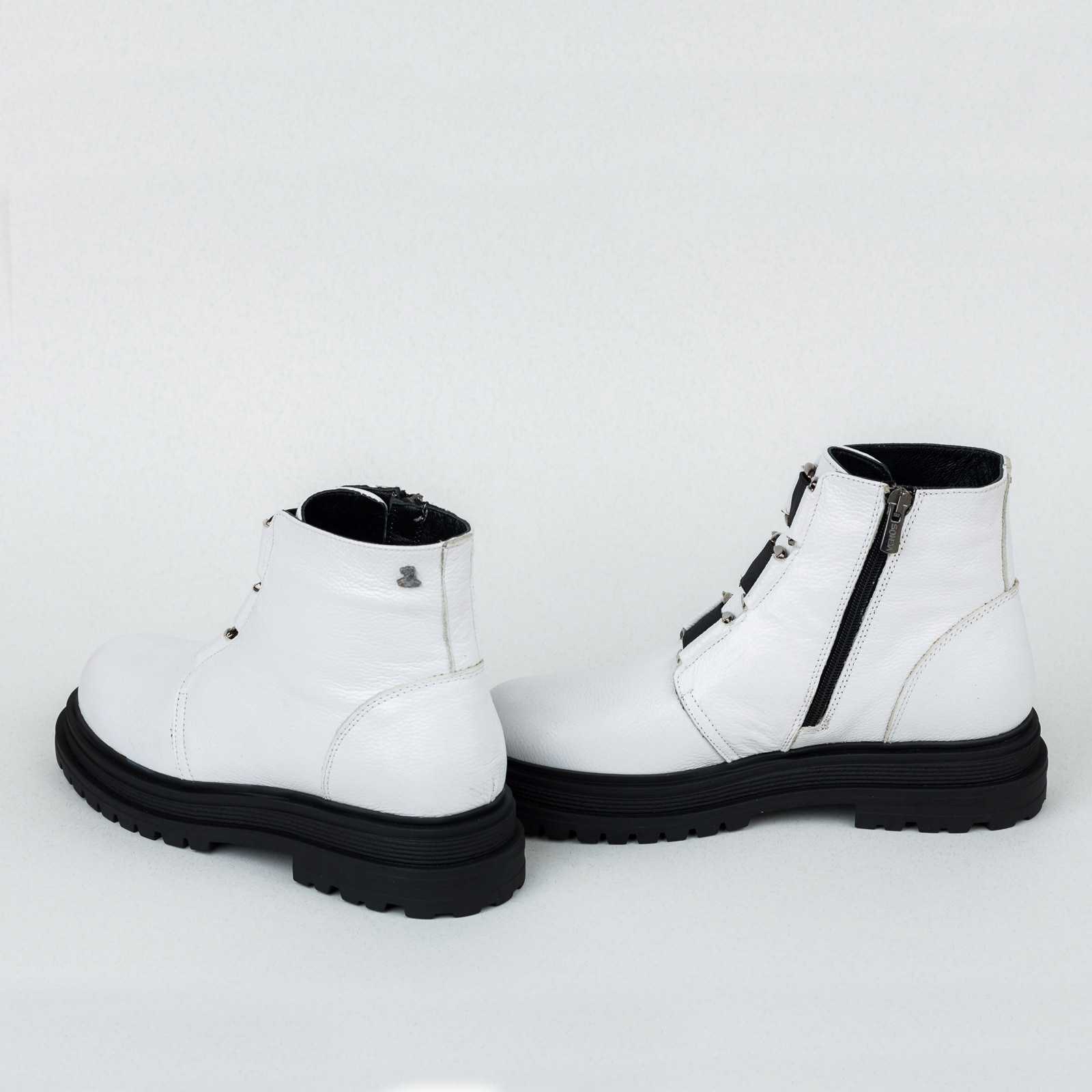 Leather ankle boots B441 - WHITE