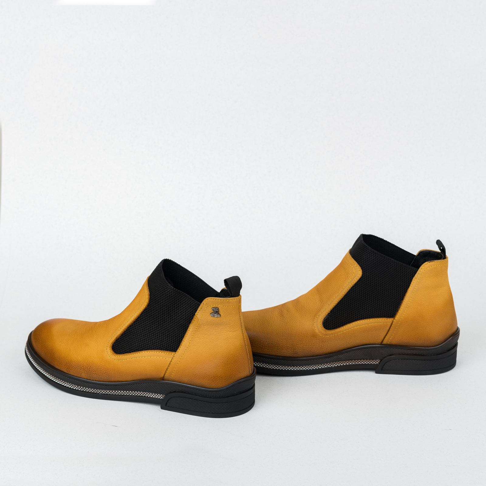 Leather ankle boots B211 - OCHRE