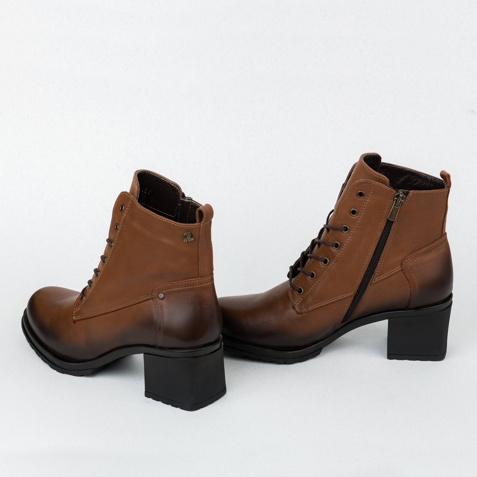 Leather ankle boots B432 - BROWN