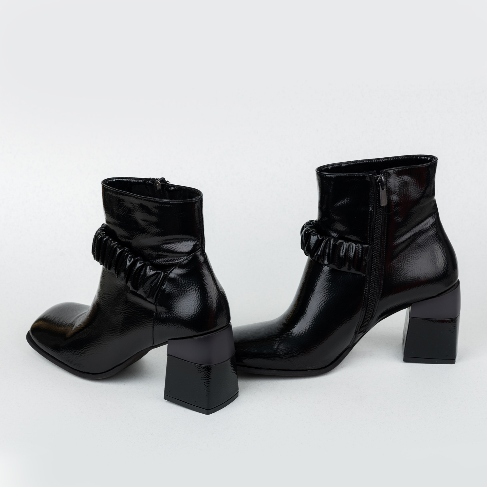 Women ankle boots B489 - BLACK