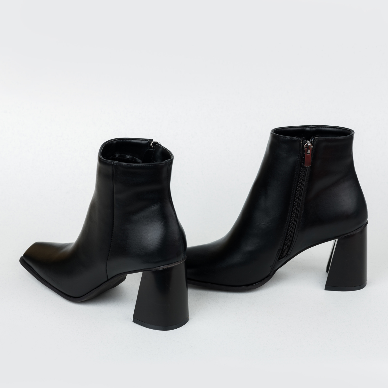 Women ankle boots B498 - BLACK