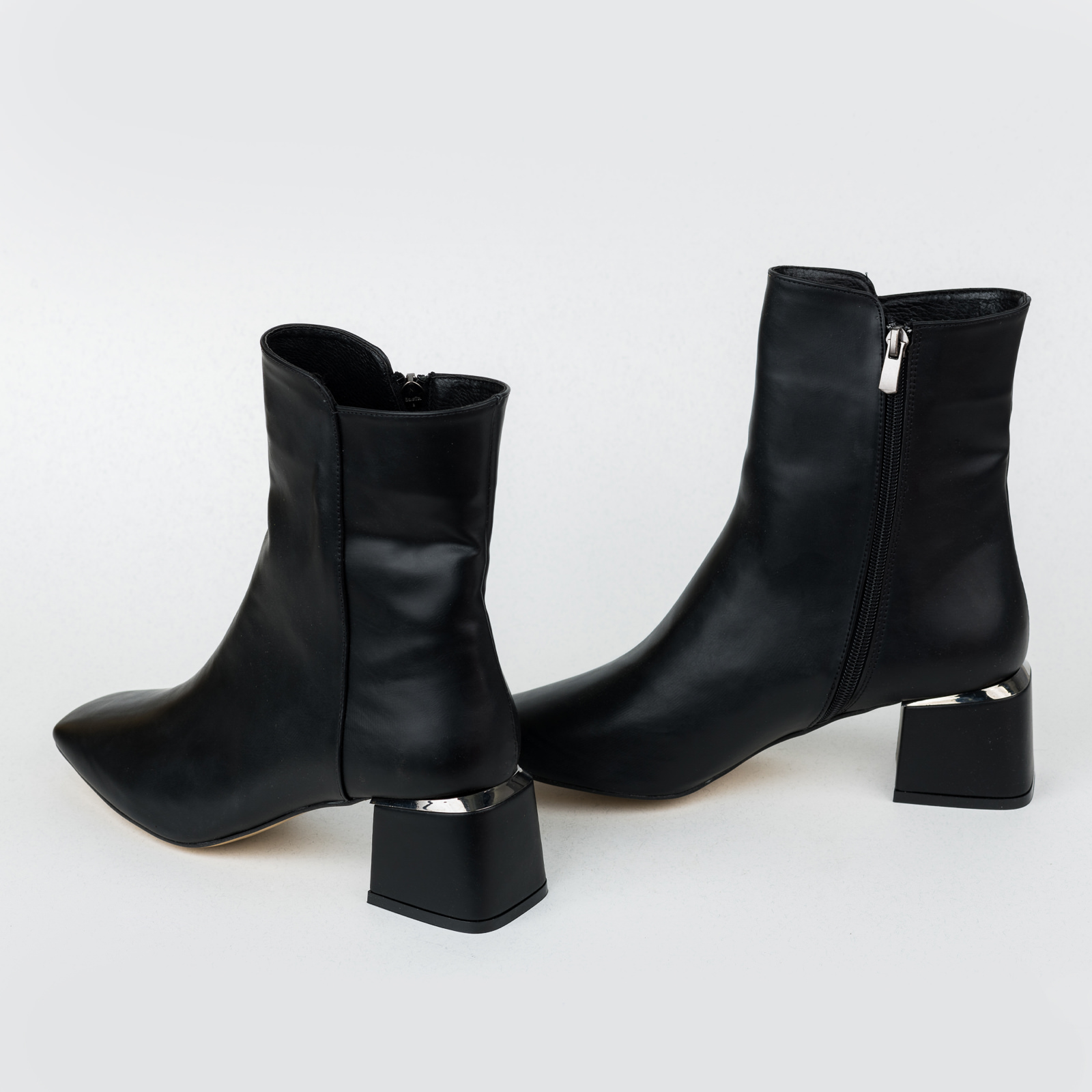 Women ankle boots B501 - BLACK