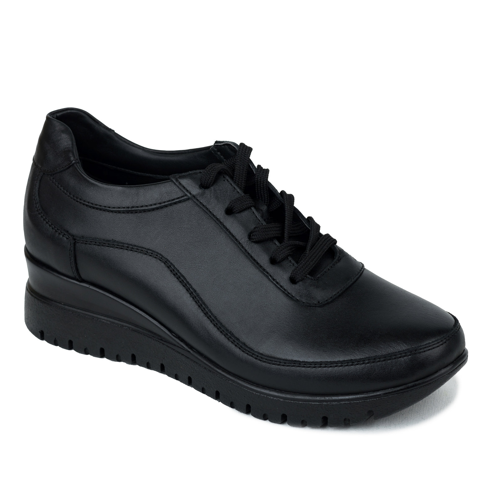 Leather shoes & flats B470 - BLACK