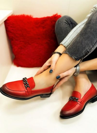 Leather shoes & flats AELISH - RED