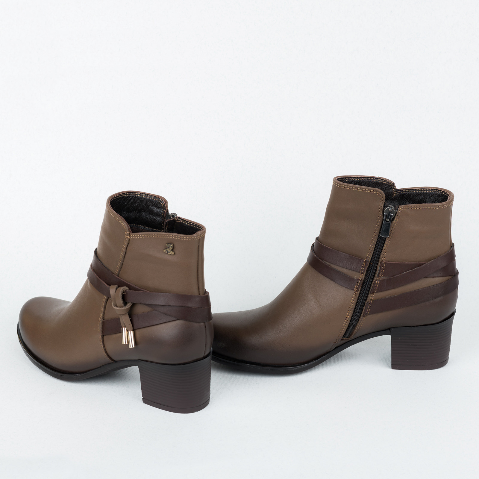 Leather ankle boots B438 - BROWN