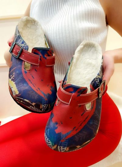 Patterned women clogs FOLIAGE - RED