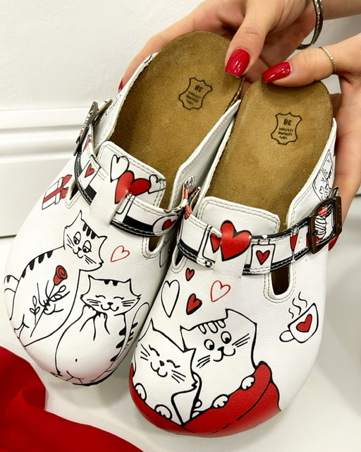 Patterned women clogs B851 - CAT - WHITE