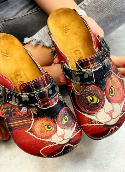 Patterned women clogs CAT - RED