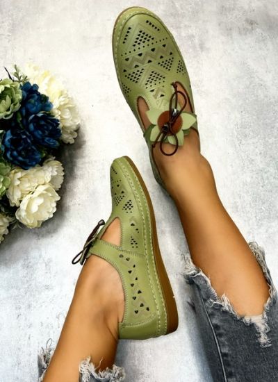 Flat leather shoes NEVEAH - GREEN