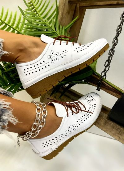 Flat leather shoes ALISON - WHITE