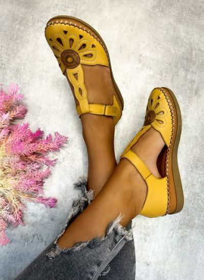 Leather sandals JAMUNA - OCHRE