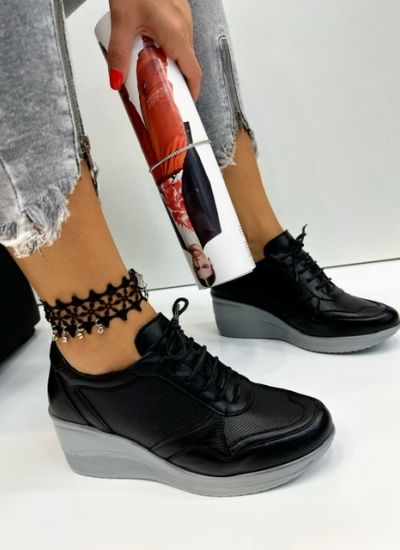 Leather sneakers C518 - BLACK