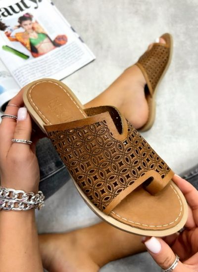 Leather slippers YOANA - CAMEL