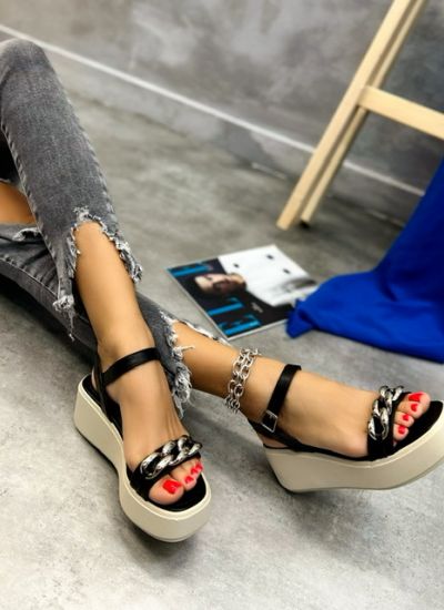 Women sandals ROMANI - BLACK