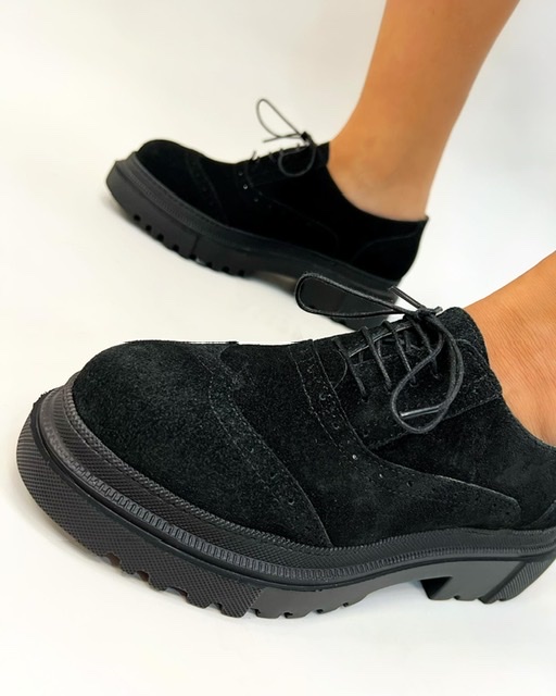 Leather shoes & flats C945 - BLACK