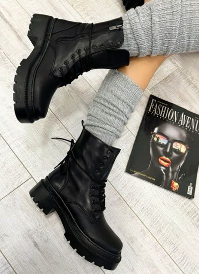 Women ankle boots D025 - BLACK
