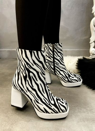 Women ankle boots MAKSHI ZEBRA - WHITE