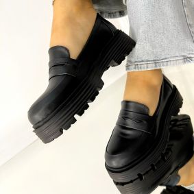 Pantofi de damă D590  - NEAGRĂ