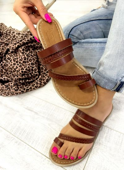 Leather slippers D814 - STRAPS - BROWN