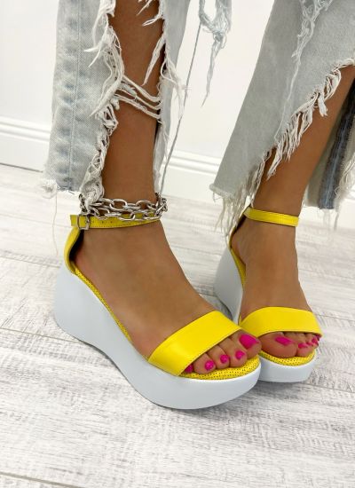 Leather sandals D846 - BUCKLE - YELLOW