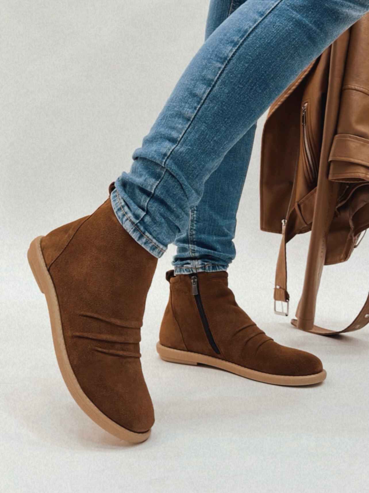 Leather ankle boots E103 - CAMEL