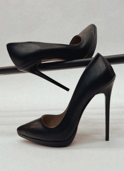 High-heels