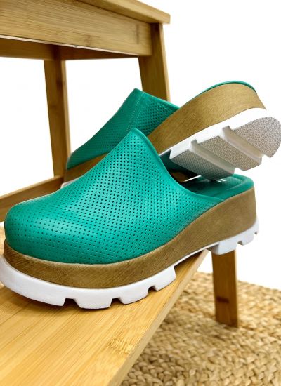 Leather slippers E289 - GREEN