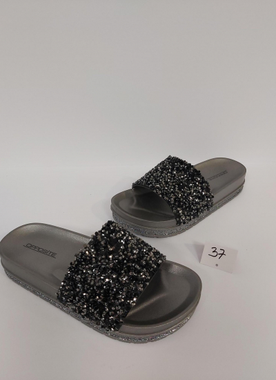 Women Slippers and Mules LP065714