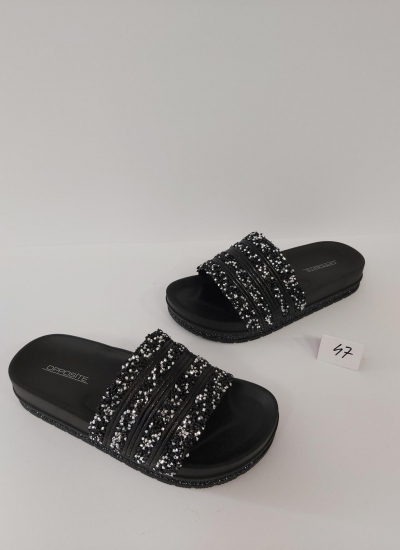 Women Slippers and Mules LP065712