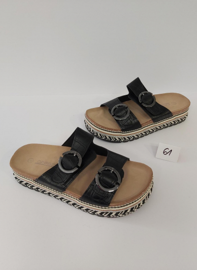 Women Slippers and Mules LP065022