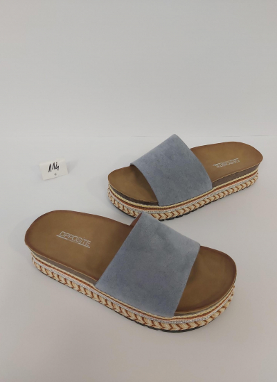Women Slippers and Mules LP065402