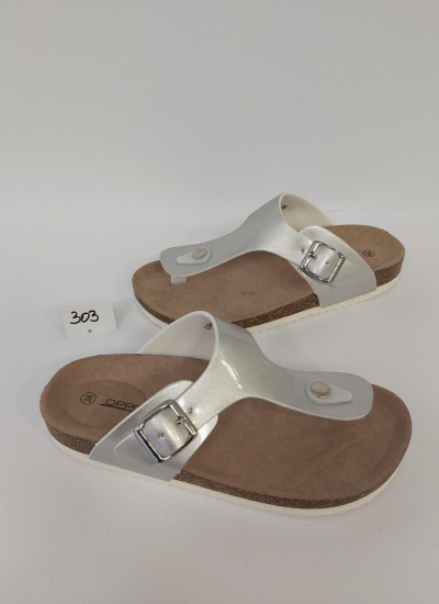 Women Slippers and Mules LP020565