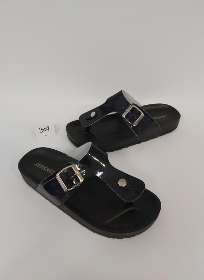 Women Slippers and Mules LP065717