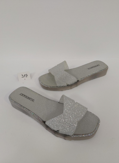 Women Slippers and Mules LP055710